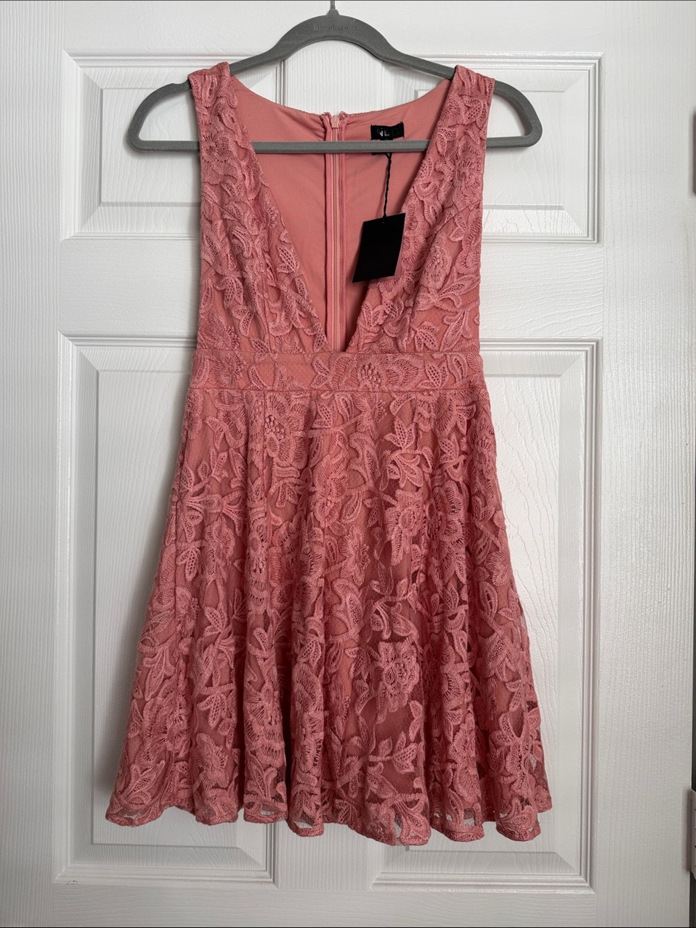 NBD Dusty Rose Lace V-Neck Fit & Flare Dress- Size XS